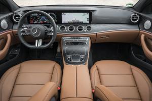 Mercedes-Benz E300 de 4Matic AMG Line Estate 2020 года  (WW)